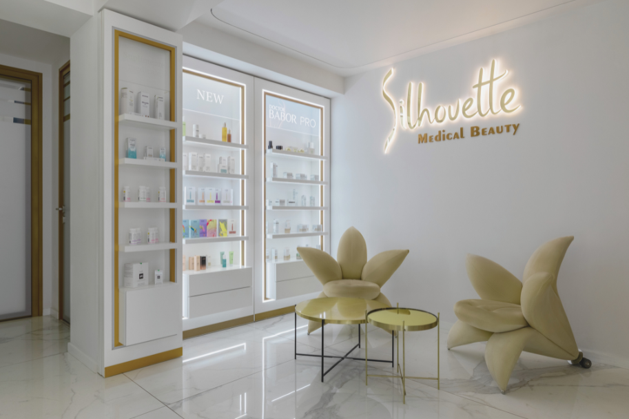 Ce trebuie să știi când alegi o clinică estetică în București