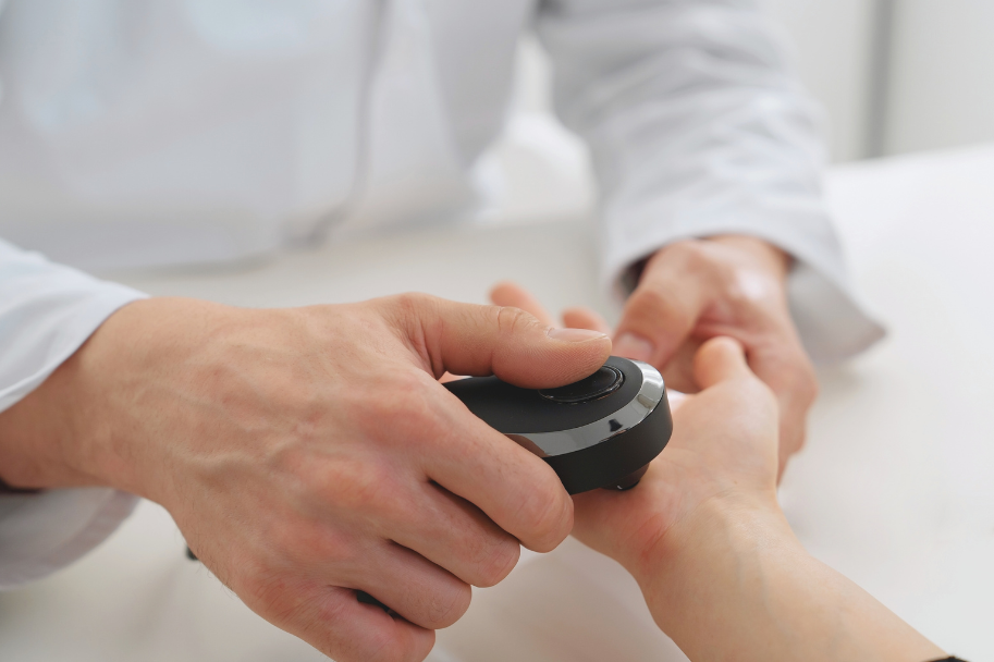 Depistează deficiențele nutriționale cu SpectroCheck 