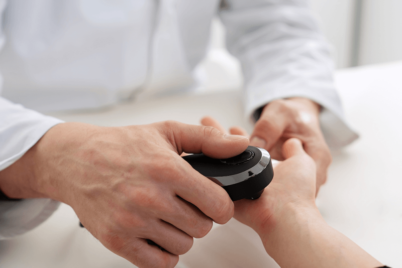 Consultatie medicina generala + evaluare spectrometrie Silhouette Spectro Check